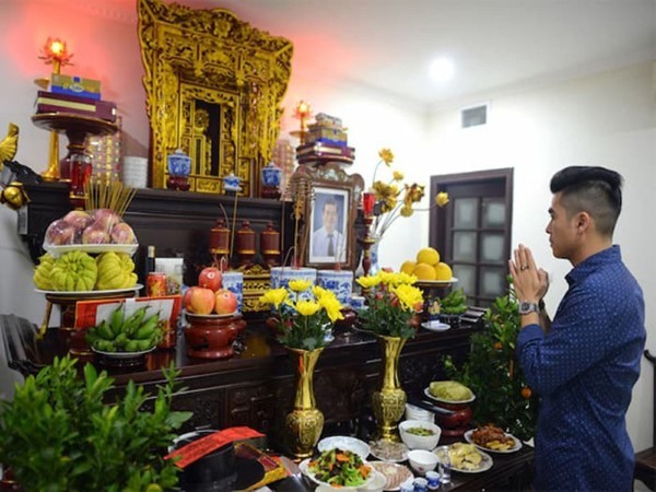 Chuẩn bị lễ vật và dụng cụ cần thiết