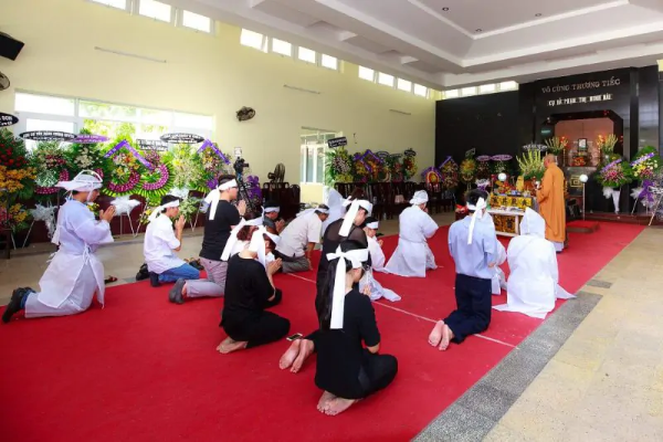 Cách lạy đám tang là một phần quan trọng trong việc tưởng nhớ người đã khuất